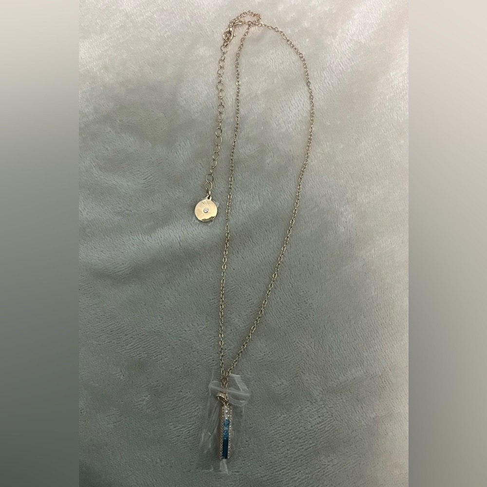 NWT💎VINCE CAMUTO Blue Ombre CZ Bar Necklace, Gold w/Blue & Clear stones - Picture 12 of 13